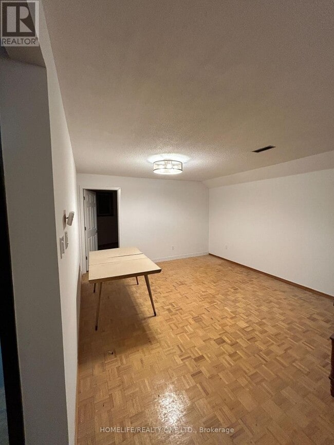 Photo - 1402 Kingston Rd Unité 2nd Flr