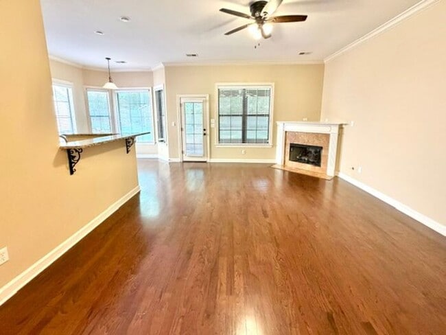 Now A Spacious 4 Bedroom 2 Bath Home In Cordova