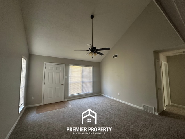 3BR/1.5BA Memphis Rental with Soaring Ceilings & Functional Galley Kitchen