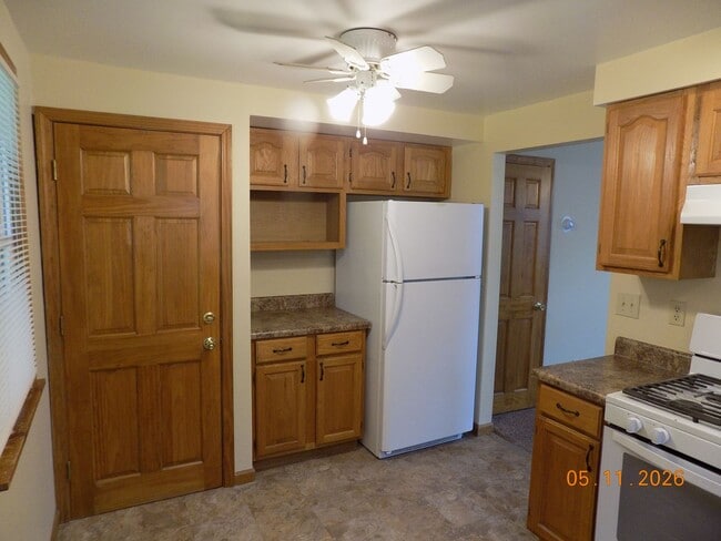 Photo - 454 Albert St Unit A