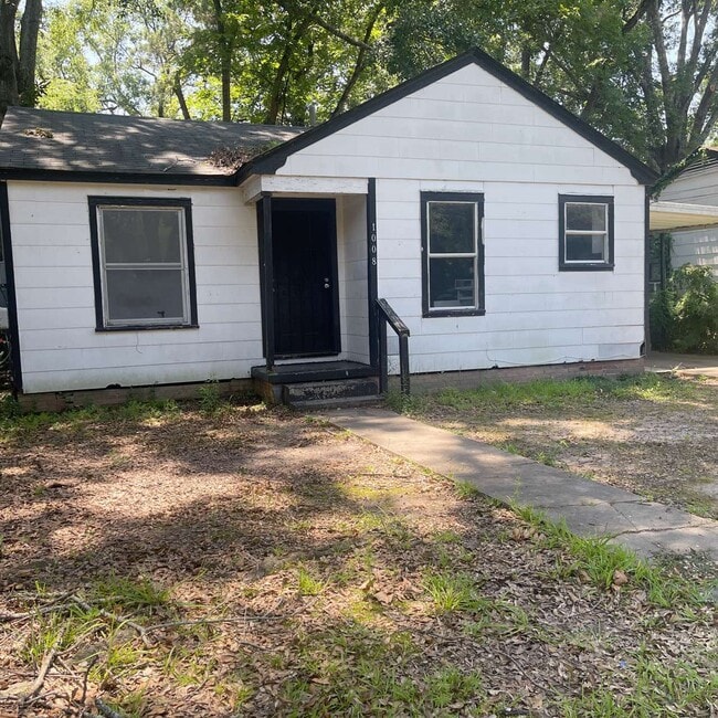 Building Photo - 1008 S 5th St Rental