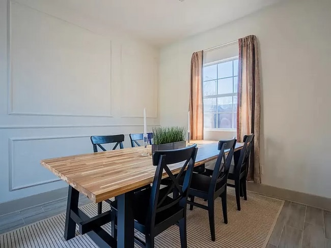 Photo - 5006 Deer Point Dr