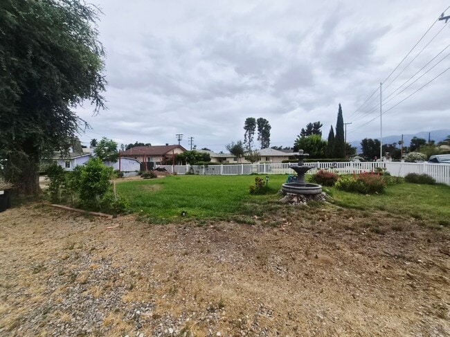 Photo - 737 Edgar Ave