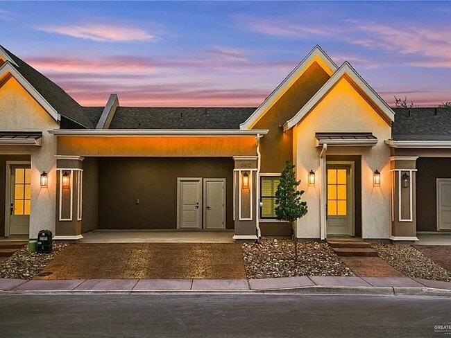 Photo - 645 Esplanade Ct