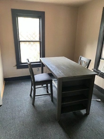 Photo - 256 E 75th St