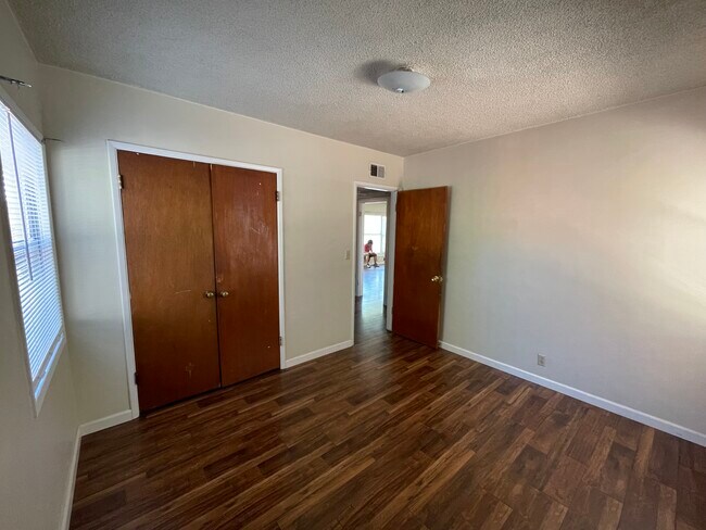 Photo - 4855 Druid St Casa