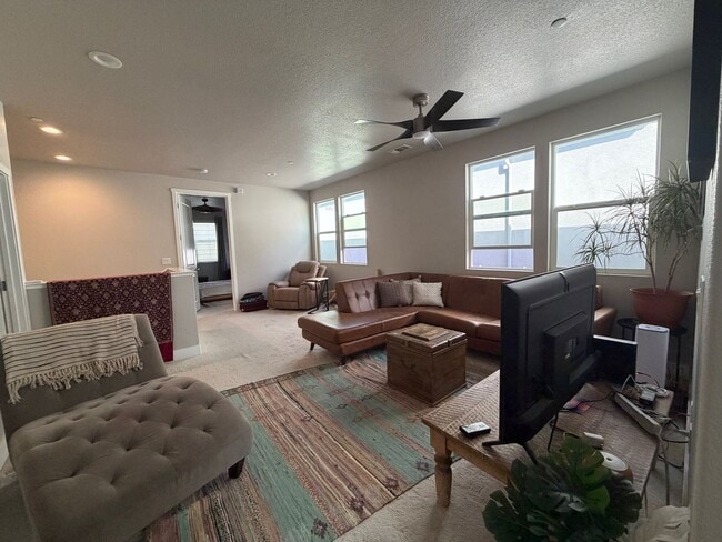 Building Photo - Pre-Lease Now for July 2026 Move-In – Stylish 3BR Townhome in Gated West Sacramento Community