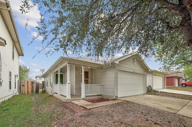 Photo - 16816 Jaron Dr