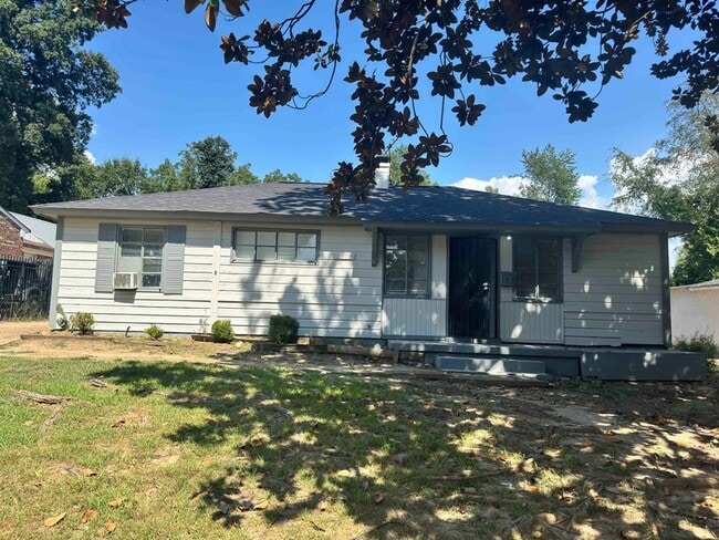 Building Photo - 1770 Sugarloaf St