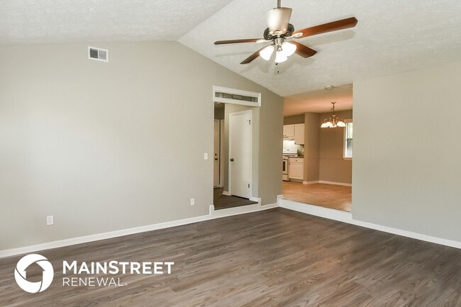 Photo - 8799 Parliament Pl