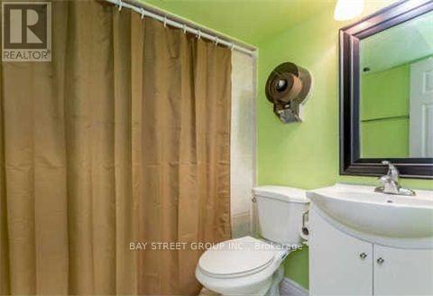 Photo - 35 Cairnside Crescent