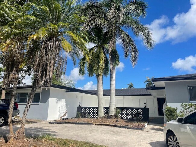Photo - 533 S Rainbow Dr Unit 533