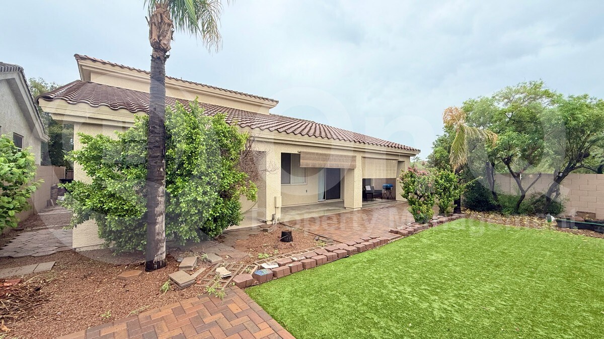 Photo - 15620 N 14th Dr