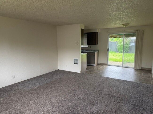 Photo - Great Duplex!