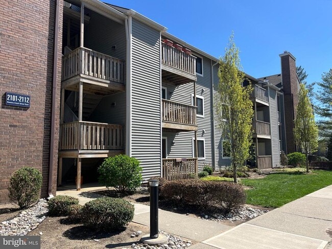 Photo - 2109 Ravens Crest Dr Apartment