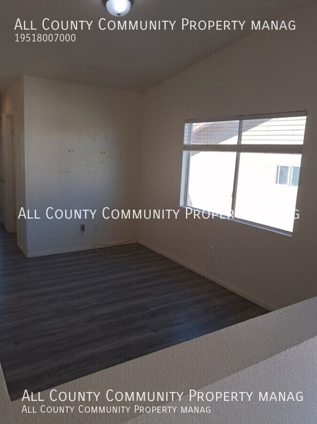Photo - 7256 Murray Ln Unit B