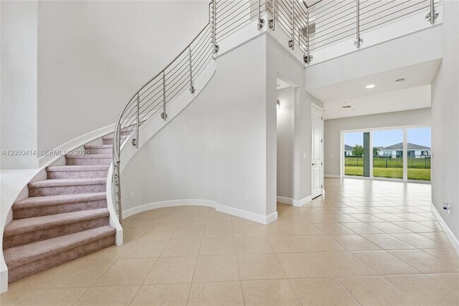 15239 Goldfinch Cir