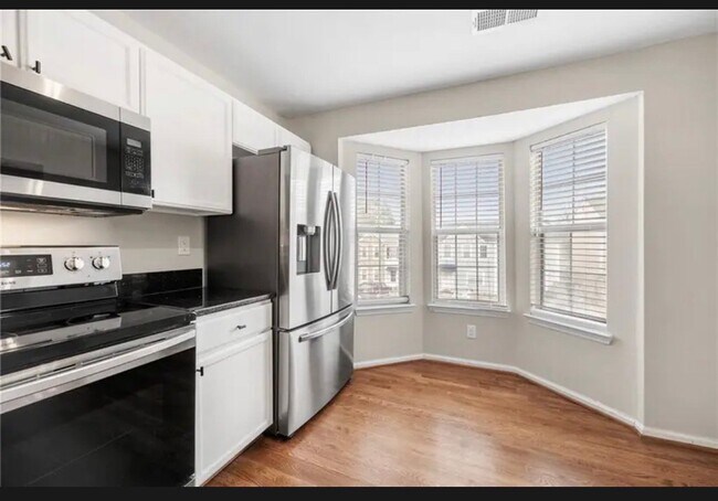 Photo - 3854 Meadow Creek Dr