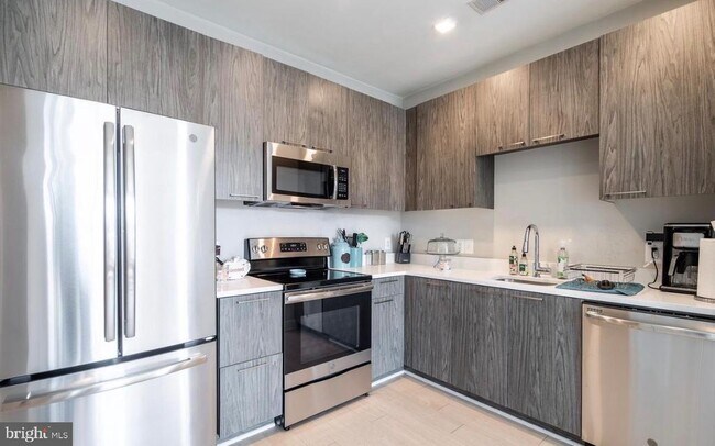 Photo - 989 S Buchanan St Unit 318