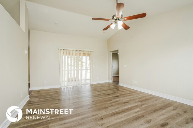 Photo - 2122 NE 20th Ln