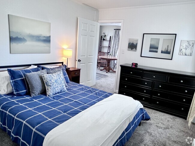 Building Photo - Rocky Court Unit 6,  1 Rental