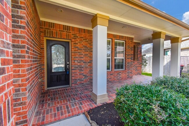 Photo - 6203 Ledger Ln