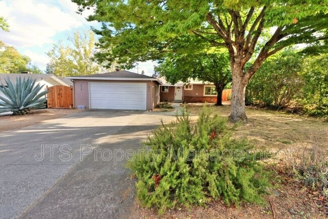 Building Photo - 6906 Pin Oak Ct Rental