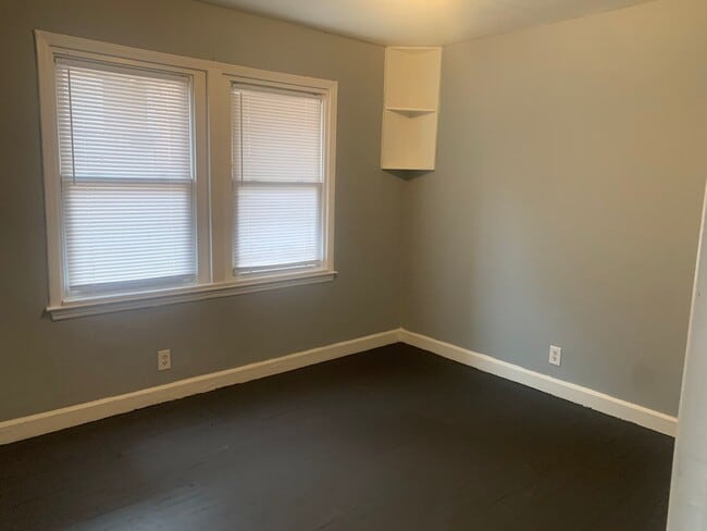Photo - Cozy Two Bedroom Duplex in Lincoln Heights!