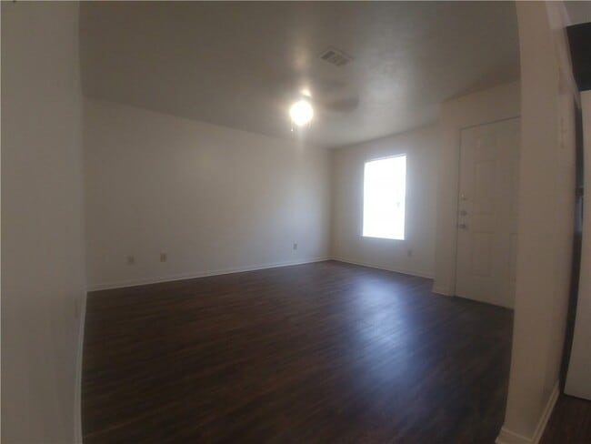 Photo - 703 San Saba Dr