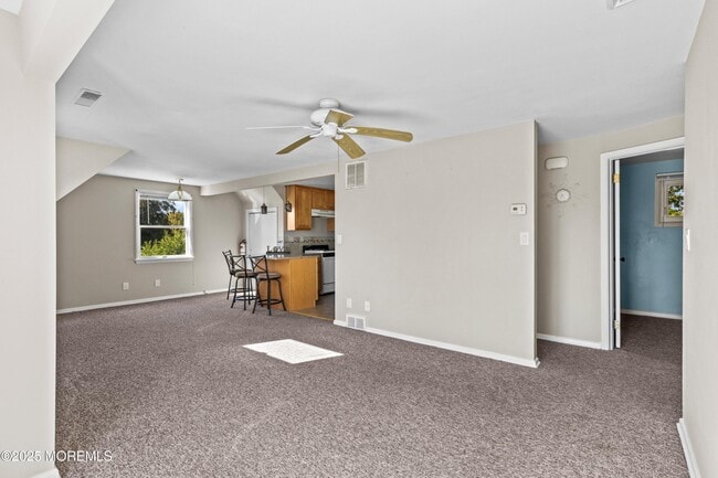 Photo - 633 N Manetta Dr