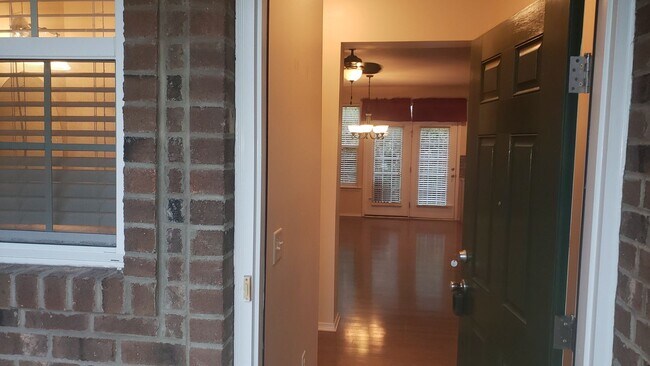 Photo - Awesome 2Br 2.5Ba Townhome w/ Bonus Room & Garage! Available 7/3!