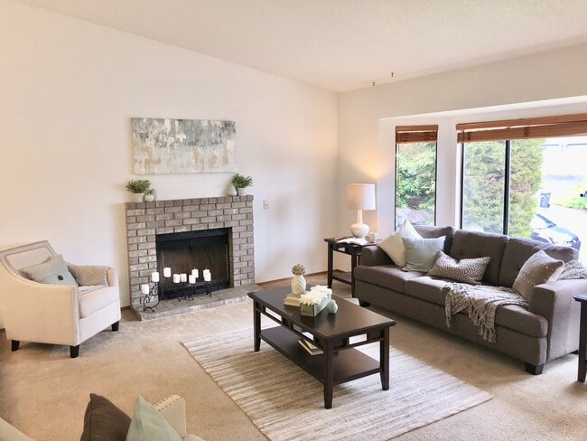 Photo - Lynnwood Home (Reduced rent until May 30th)