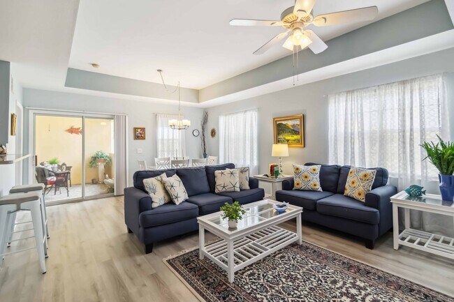 Photo - Beautiful furnished 2/2 unit available now... Unit 203