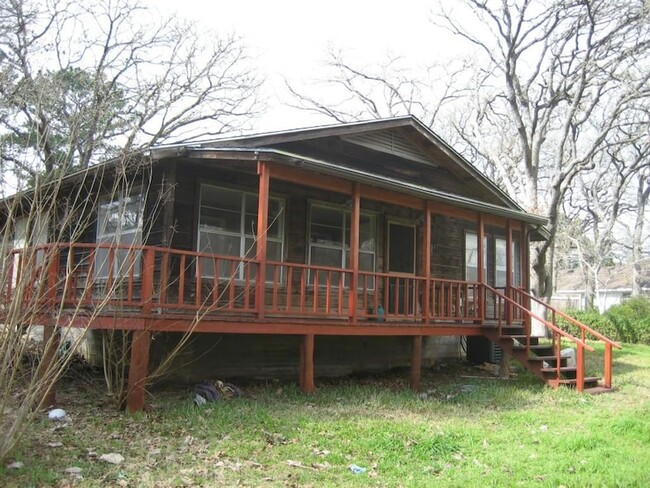 Building Photo - 169 Pine Song Rental