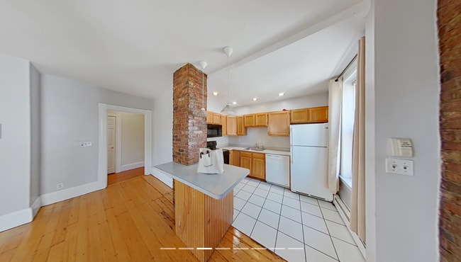 Photo - 1536 Tremont St