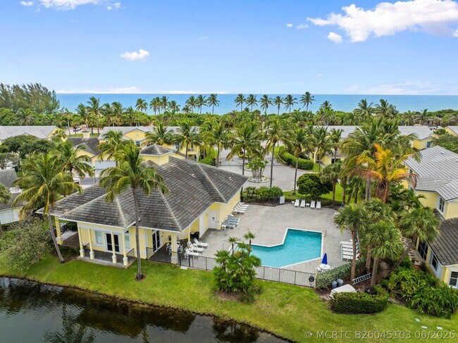 Photo - 2200 Mariner Bay Blvd