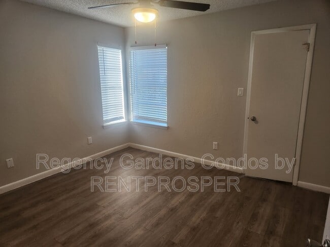 Photo - 4460 Perkinshire Ln Unidad 104