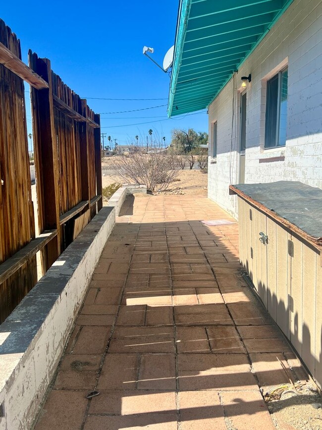 Photo - 73817 Crestview Dr Unidad Back House