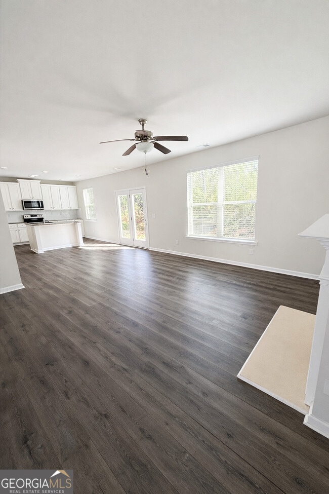 Photo - 214 Patriots Wy