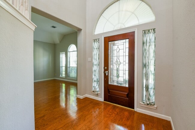 Photo - 18035 Somerset Knolls Ct