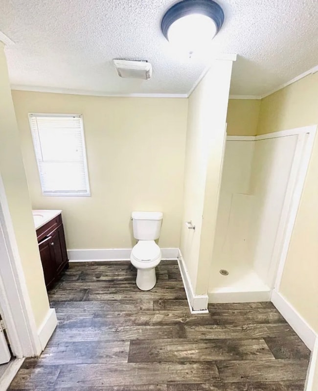 Photo - Spacious 4 Bed/2 Bath Single Family Home in Montgomery, AL - Available 11/3 - $1200