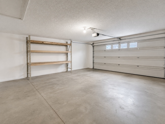 Building Photo - 3529 Cedar Ridge Ln