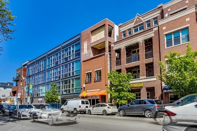 Photo - 1534 W Fullerton Ave Unidad 3