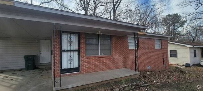 Building Photo - 5820 Butler Rd Rental