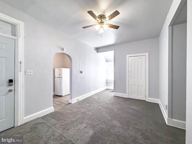 Photo - 419 Woodward St Unidad 3RD FLOOR