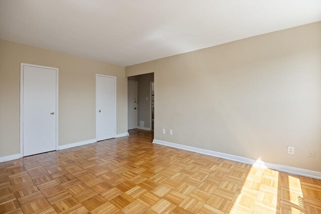 Photo - East York Apartments Unit 1 Bedroom