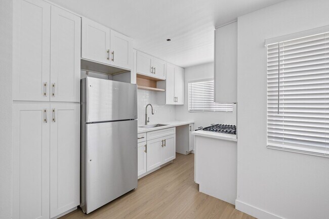 Arlington Square Apartments