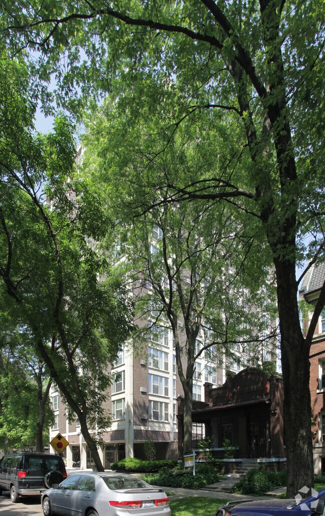 Photo - Hyde Park Condominium