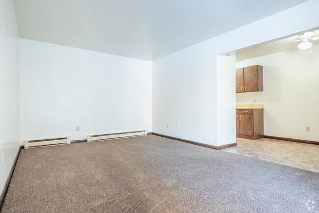 2BR, 1BA - 950SF - Living Room