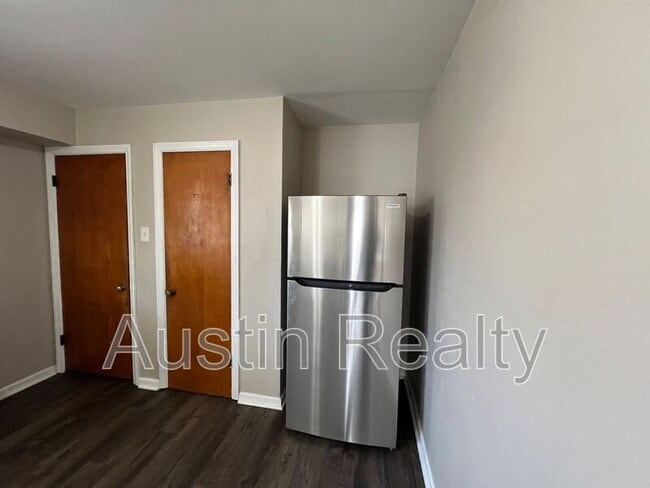 Photo - 4367 Boswell Ave